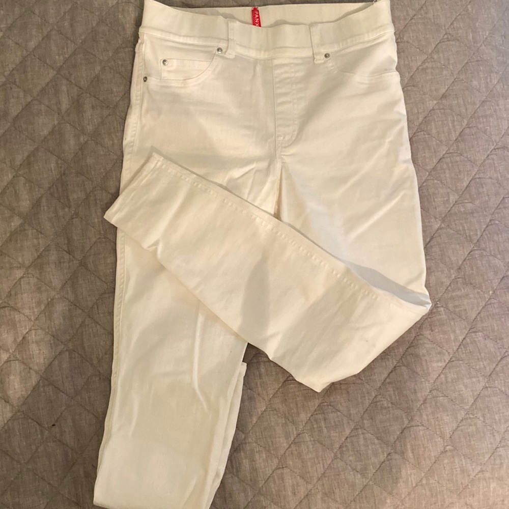 NWOT Spanx skinny white jeans.